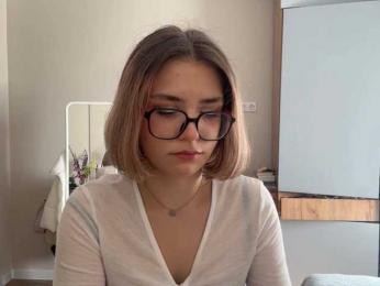 AlbaMihelcic webcam model stream image
