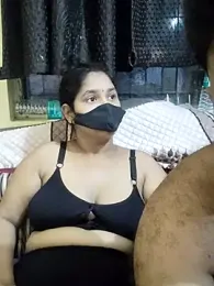 IND_COUPLE1 webcam model stream image