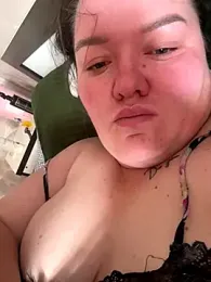 SunnyLeila2101 webcam model stream image