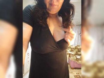 KindaKinda webcam model stream image