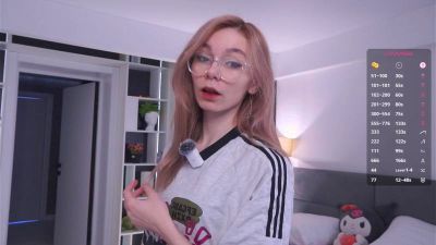 MaryannBinette webcam model stream image