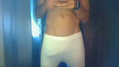 Maestro2399 webcam model stream image