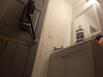 creamymilf11 webcam model stream image