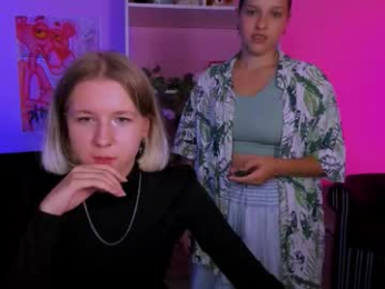 gloria_bubble webcam model stream image