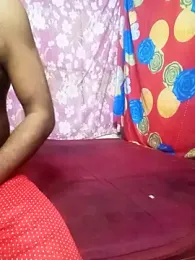 Indian-oyo-boudi webcam model stream image