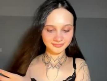 cecilystromain webcam model stream image