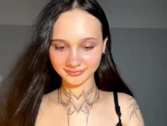 cecilystromain webcam model stream image