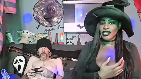 AmazonianMistress webcam stripchat model stream image