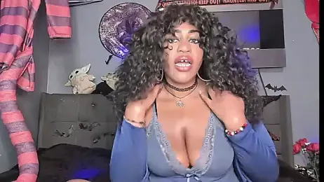 AmazonianMistress webcam model stream image