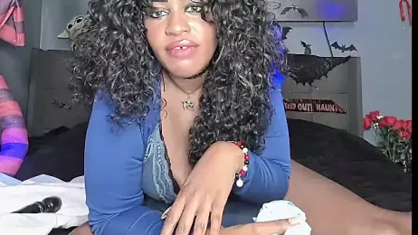 AmazonianMistress webcam model stream image