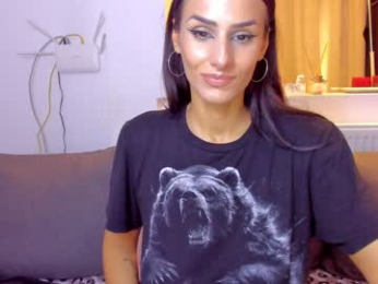 alphaqueenx webcam model stream image