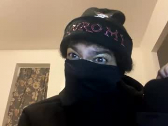 peachy_plum webcam model stream image