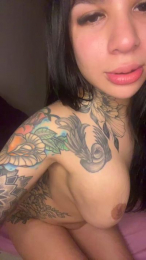 Giaxxx_ webcam model stream image