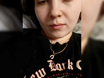 FoxyLoVe01 webcam bongacams model stream image