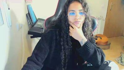 Hot_ama webcam cam4 model stream image