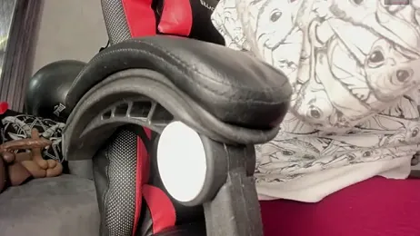 selene_red_ webcam model stream image