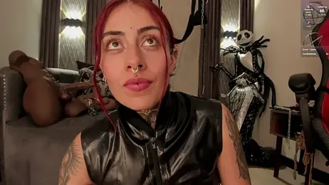 selene_red_ webcam model stream image