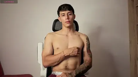 Cristopher23_ webcam model stream image