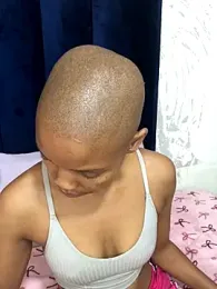 BondiBitch webcam stripchat model stream image