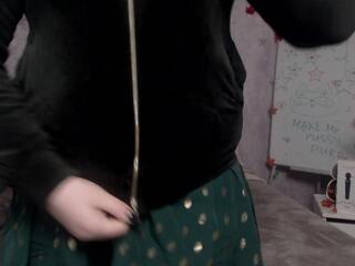 Stacey L webcam model stream image