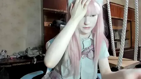 Yoonhee_Kiss webcam model stream image