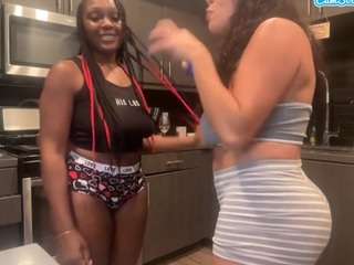 bigbuttbrooklyn webcam model stream image