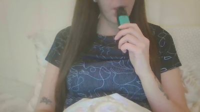 SweetTinyAnniex webcam model stream image