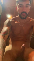 Alejo_caba24_Po webcam model stream image