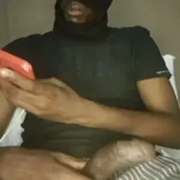 Gifttheskimaskboy webcam model stream image