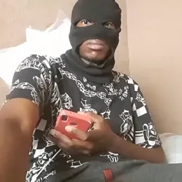 Gifttheskimaskboy webcam model stream image