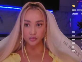 blond_diamond webcam chaturbate model stream image