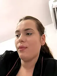 Nicoll_Baby webcam model stream image