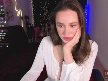 Lillians webcam bongacams model stream image