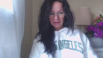 Helen_Wild webcam model stream image