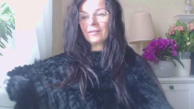 Helen_Wild webcam model stream image