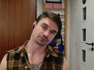 Mario Sweaty webcam model stream image