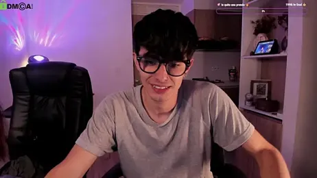 Mikeyvioleta_ webcam model stream image