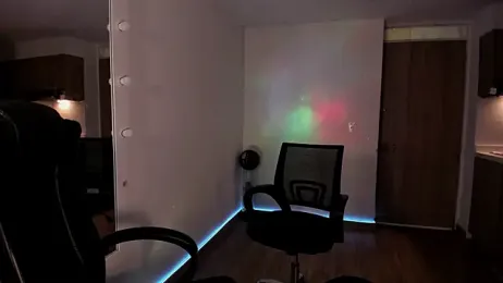 Mikeyvioleta_ webcam model stream image