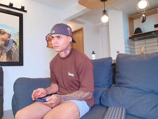 Marko Toro webcam flirt4free model stream image