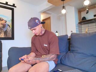 Marko Toro webcam model stream image