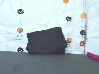 Sahra Owens webcam model stream image