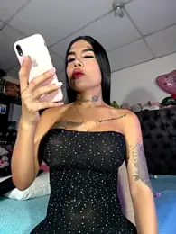 saragill323 webcam model stream image