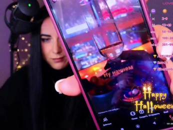 YURIEVNA13 webcam model stream image