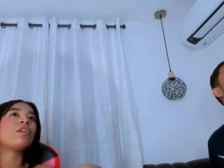 sweett-tiny webcam model stream image