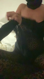 momomumu9996661 webcam model stream image