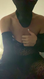 momomumu9996661 webcam model stream image