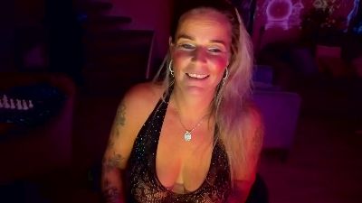 MrsAurora webcam model stream image