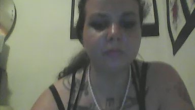 AliceBehind webcam model stream image