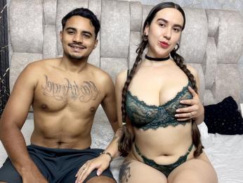 AshAndJack webcam model stream image