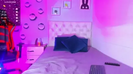 madison_little_ webcam model stream image